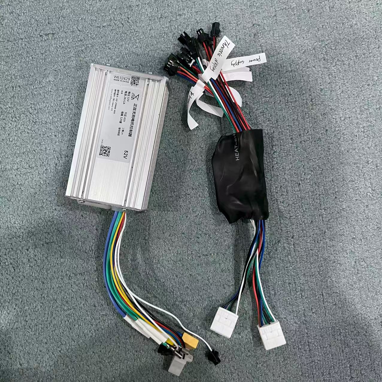 Yunli 60V 45A 50A Electric Sco - огляд і ціна 60V 5600W Dual Motor Electric Scooter