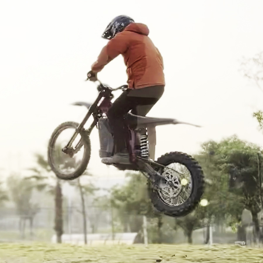 STLF Competition Level Caofen  - огляд і ціна 72V 12000W Electric Dirt Bike